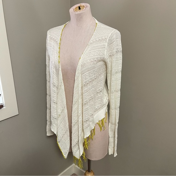 ARATTA SILENT JOURNEY Open Front Cardigan with Floral Back Detail - Picture 2 of 10